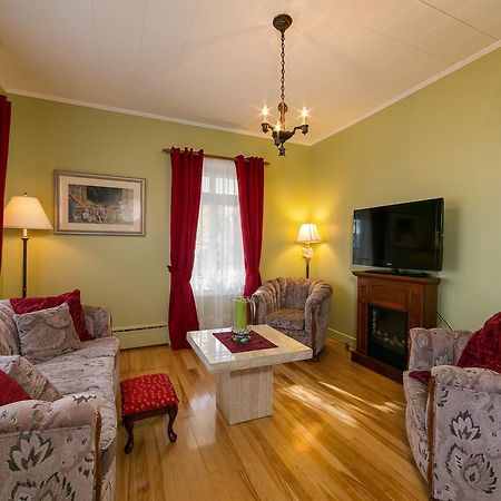 Auberge Gite Maison Des Lilas Ла-Мальбе Номер фото