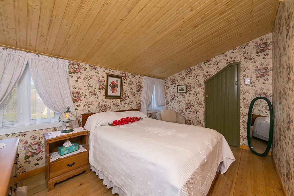 Auberge Gite Maison Des Lilas Ла-Мальбе Экстерьер фото